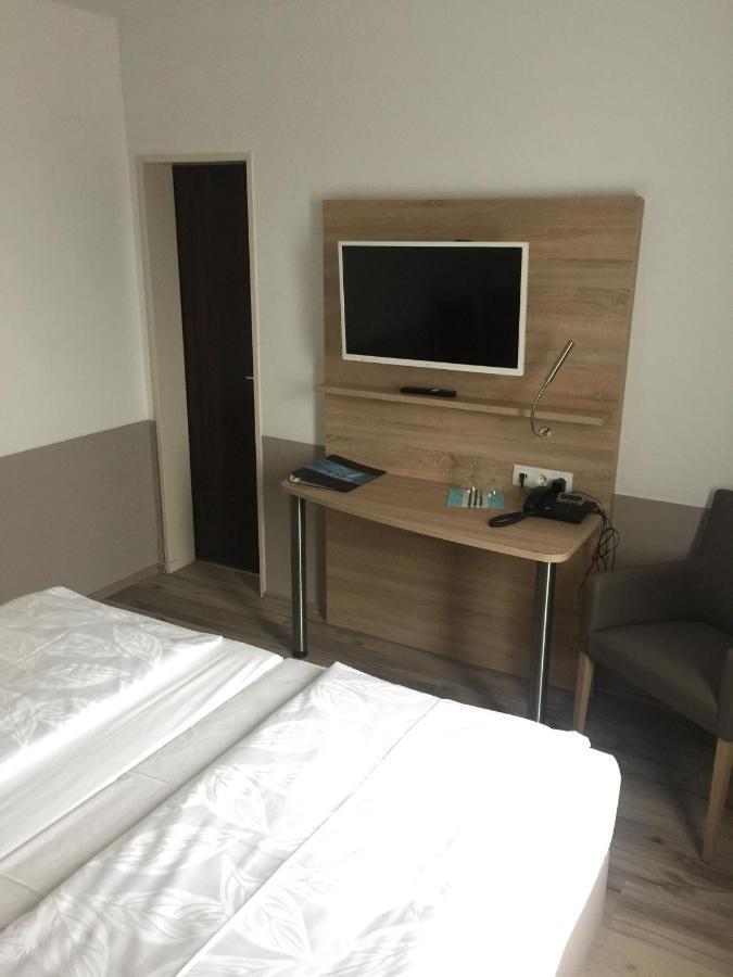 Hotel Erlenstegen Нюрнберг Экстерьер фото